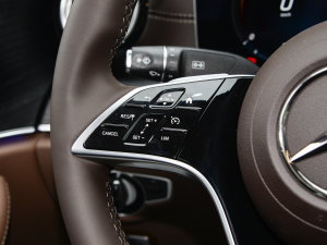 2023E 350 e L ʽτI܇ п؅^