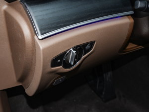 2023E 350 e L ʽτI܇ п؅^(q)