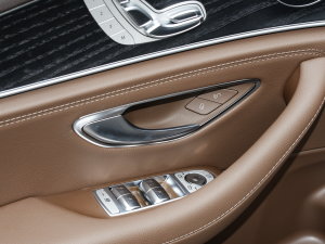 2023E 350 e L ʽτI܇ п؅^(q)