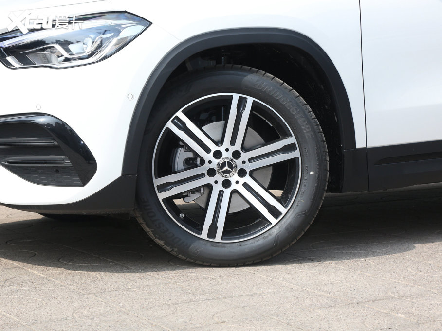 2023YGLA GLA 220 4MATIC