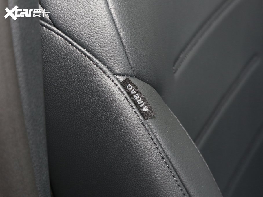 2023YGLA GLA 220 4MATIC