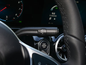 2023款GLA 220 换挡杆
