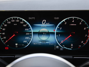 2023GLA 220 п؅^(q)