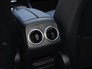 2023GLA 220 п؅^(q)