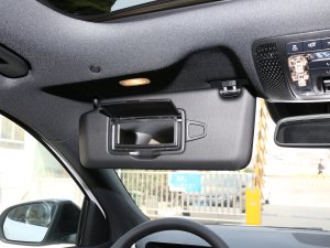2023款GLA 220 4MATIC 遮阳板（左）