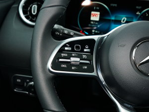 2023GLA 200 п؅^(q)