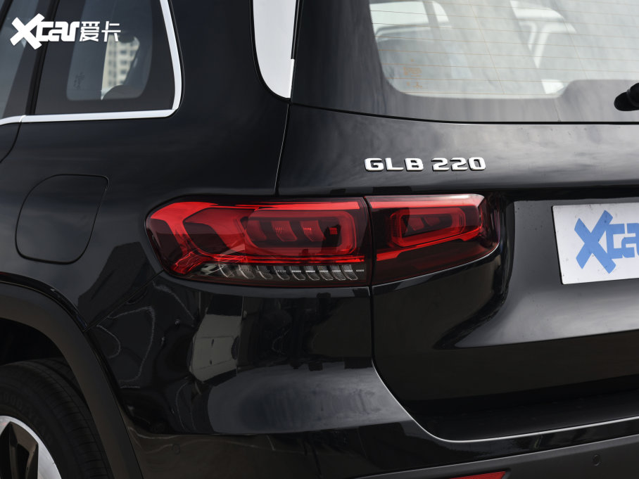 2023YGLB GLB 220 r