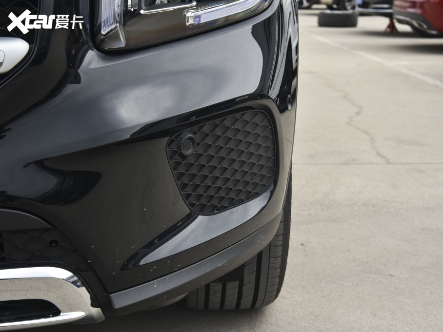 2023YGLB GLB 220 r