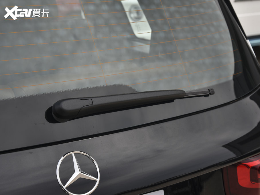 2023YGLB GLB 220 r