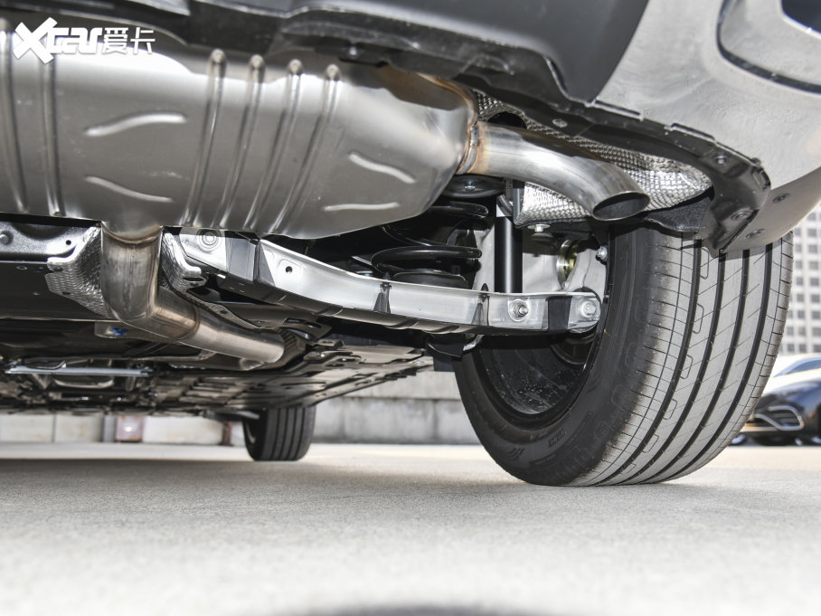 2023YGLB GLB 220 r