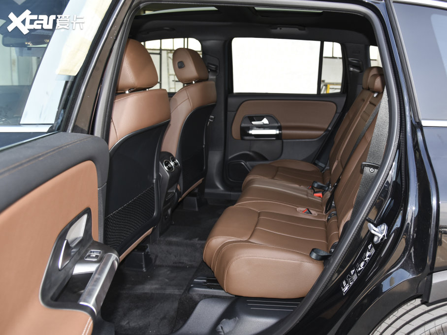 2023YGLB GLB 220 r