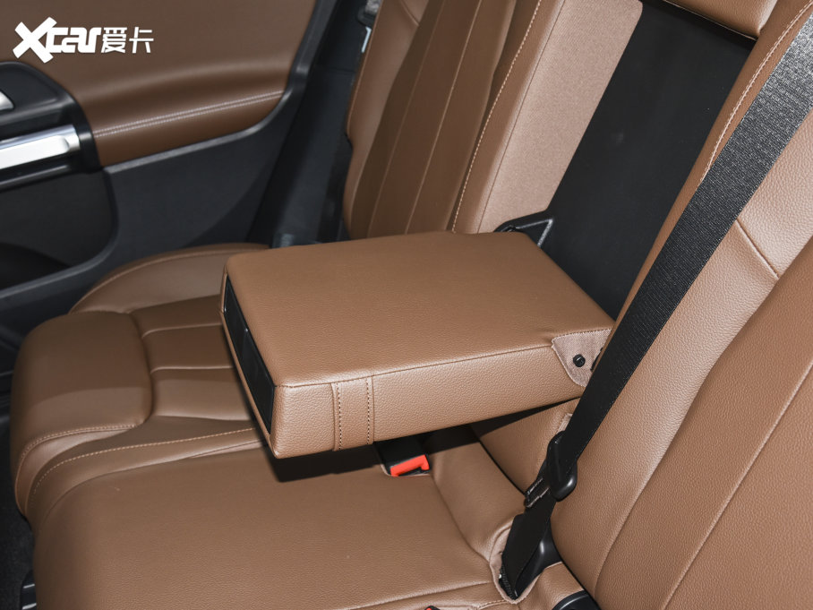 2023YGLB GLB 220 r