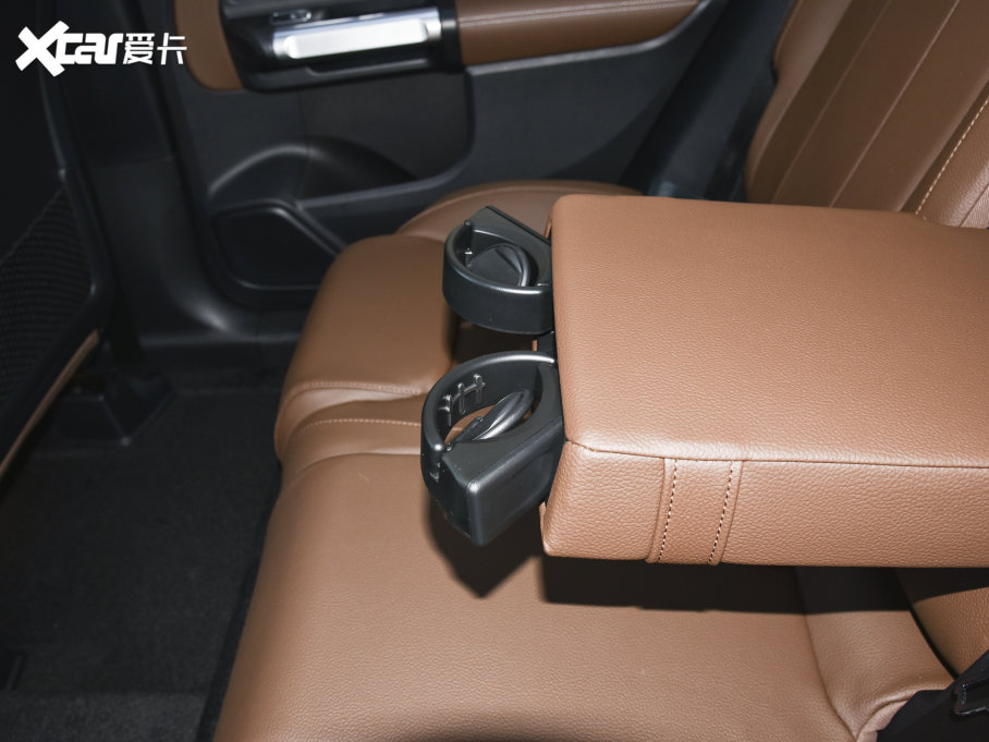 2023YGLB GLB 220 r(sh)