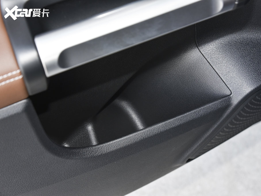 2023YGLB GLB 220 r(sh)