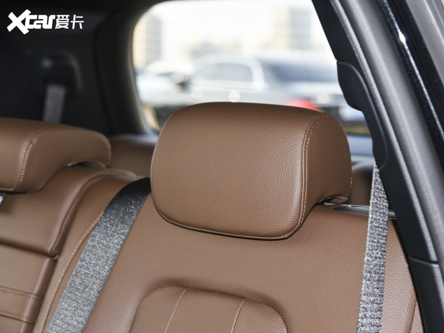 2023YGLB GLB 220 r