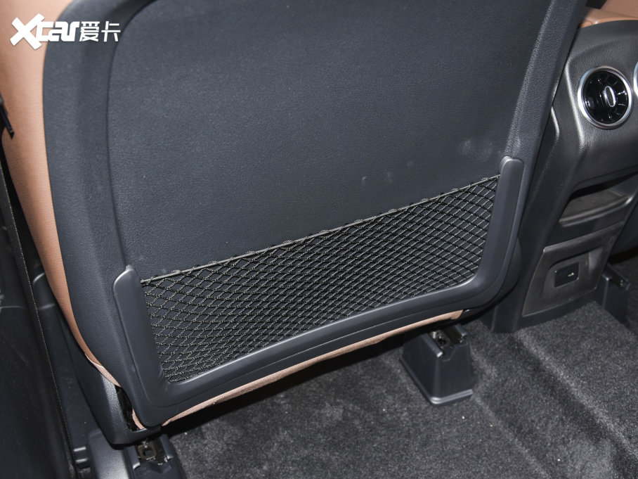 2023YGLB GLB 220 r