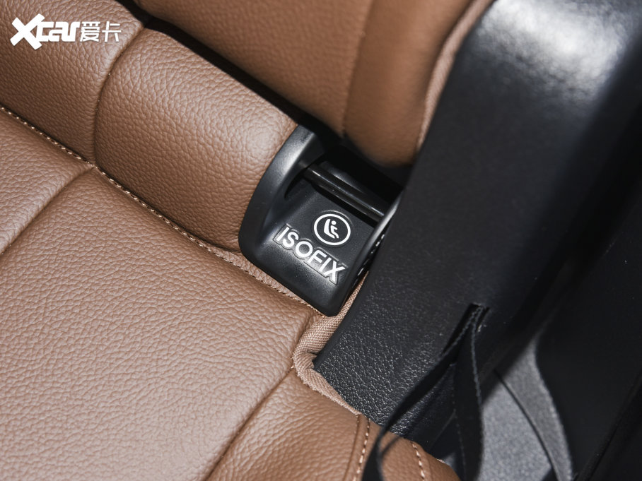 2023YGLB GLB 220 r