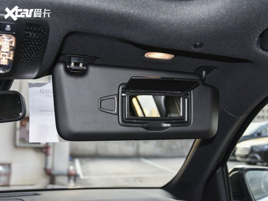 2023YGLB GLB 220 r