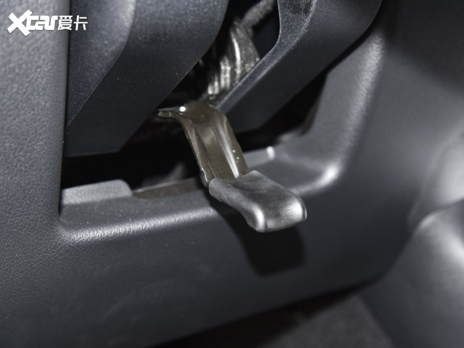 2023YGLB GLB 220 r