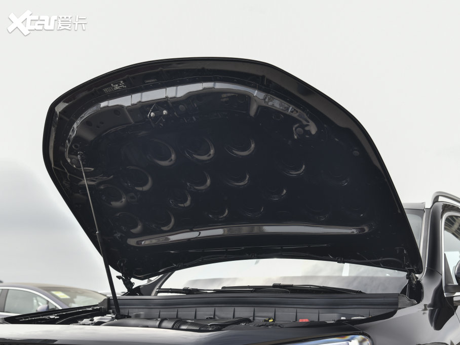 2023YGLB GLB 220 r