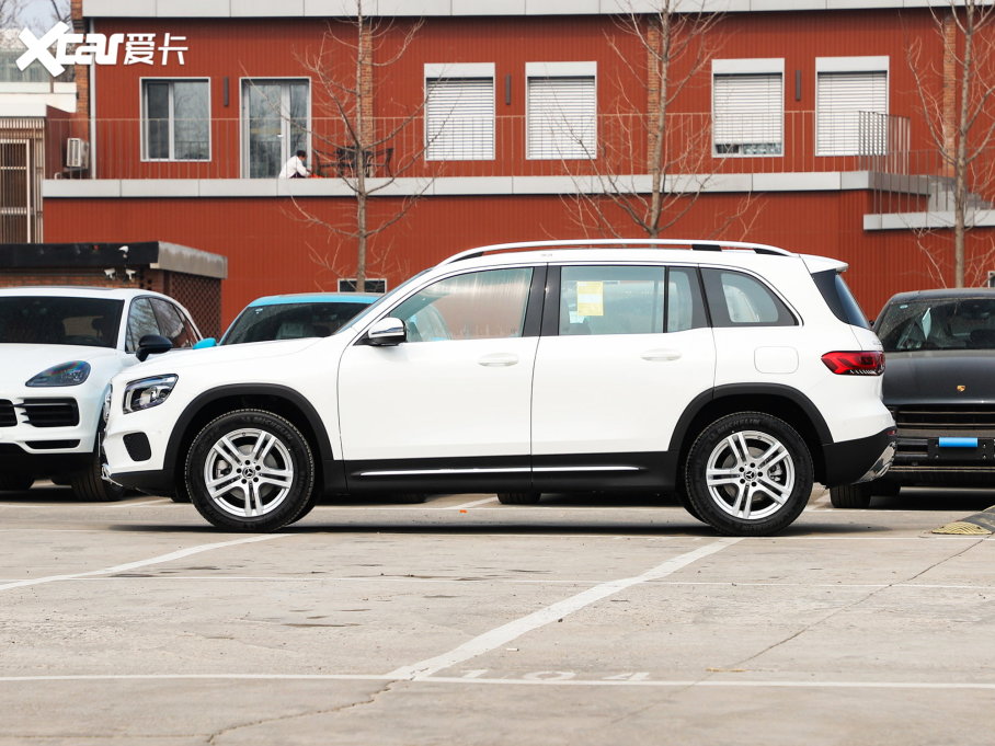 2023YGLB GLB 200 r