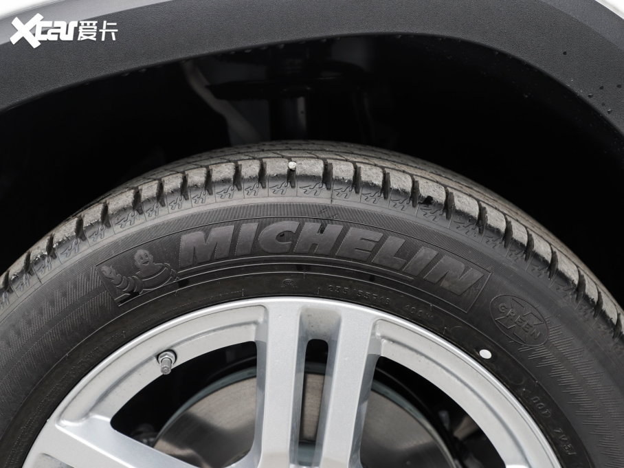 2023YGLB GLB 200 r