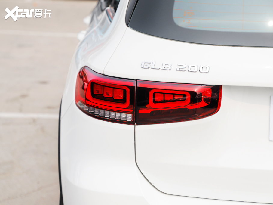 2023YGLB GLB 200 r