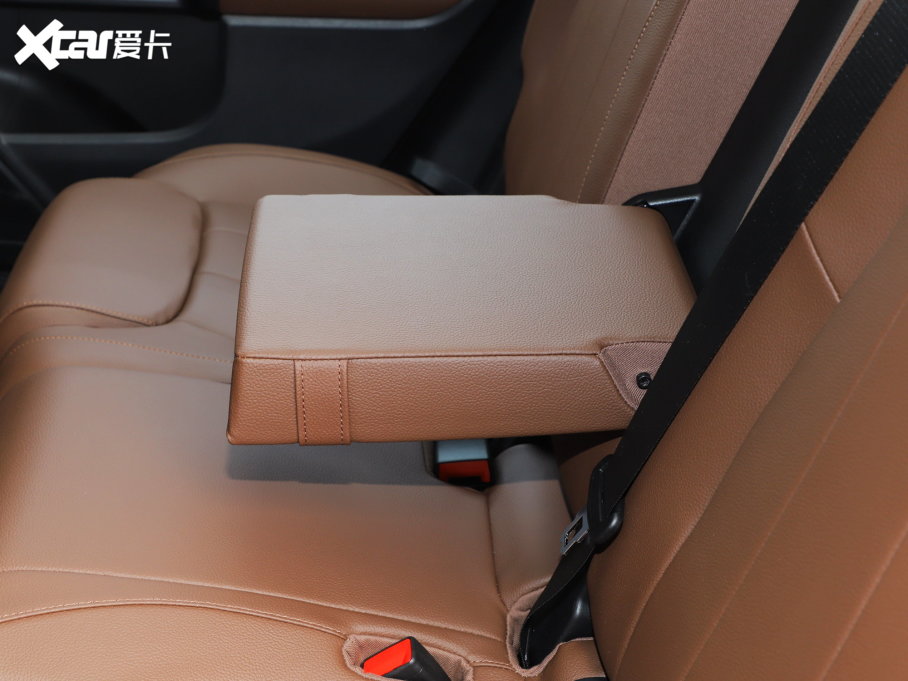 2023YGLB GLB 200 r