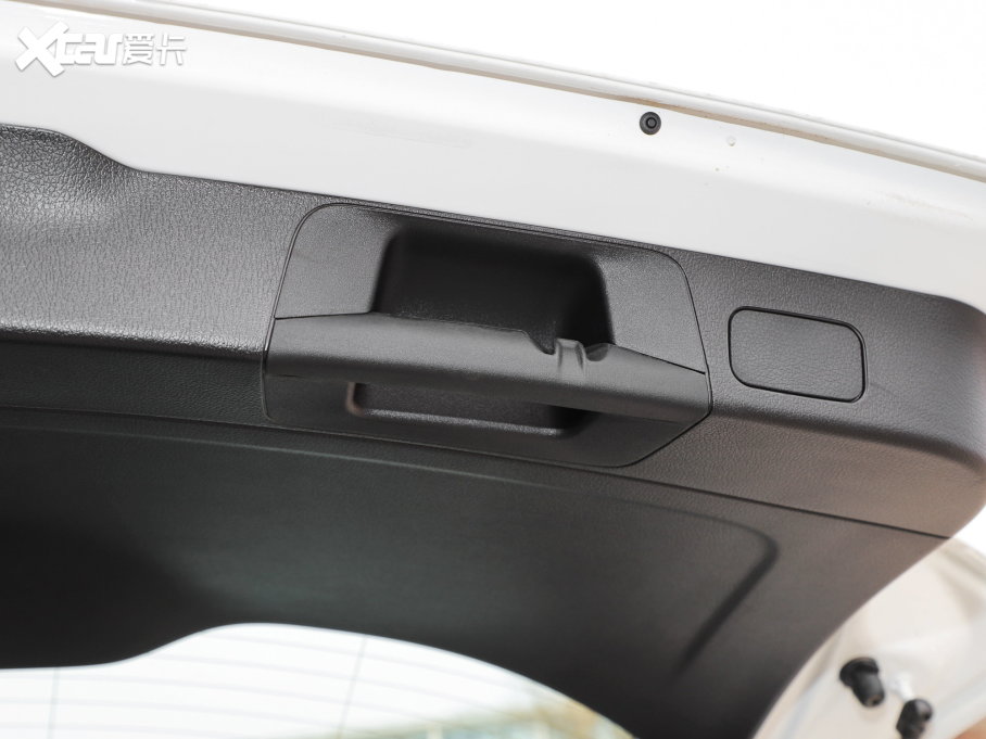 2023YGLB GLB 200 r(sh)