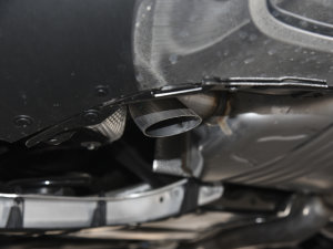 2023GLB 220 r(sh) Ś