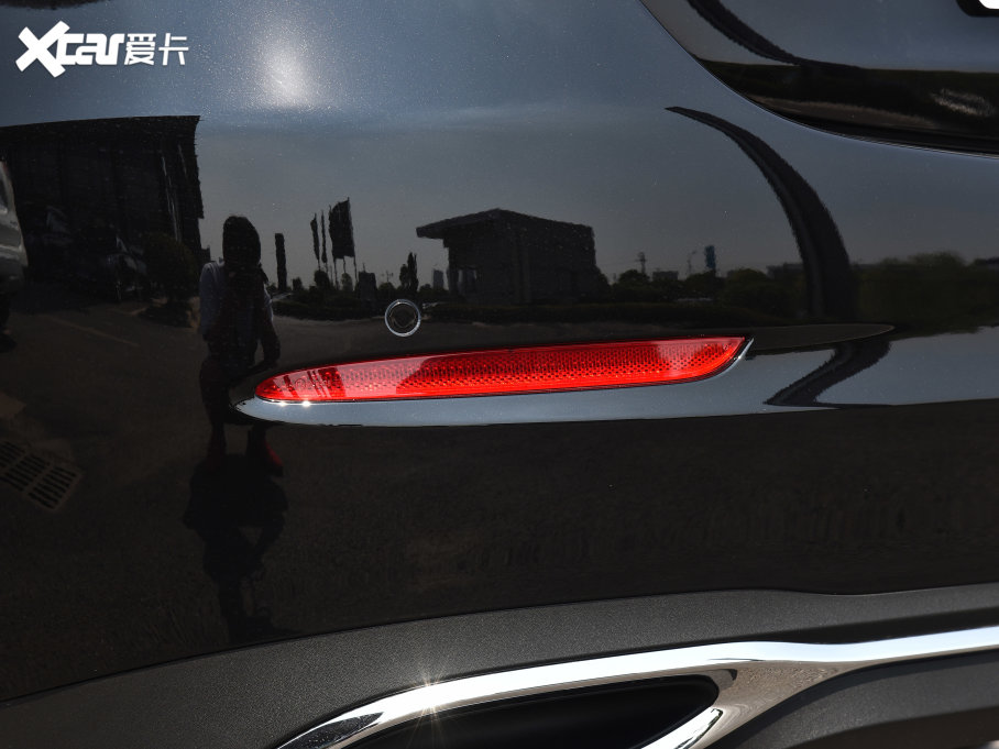 2023��YC�� C 260 L