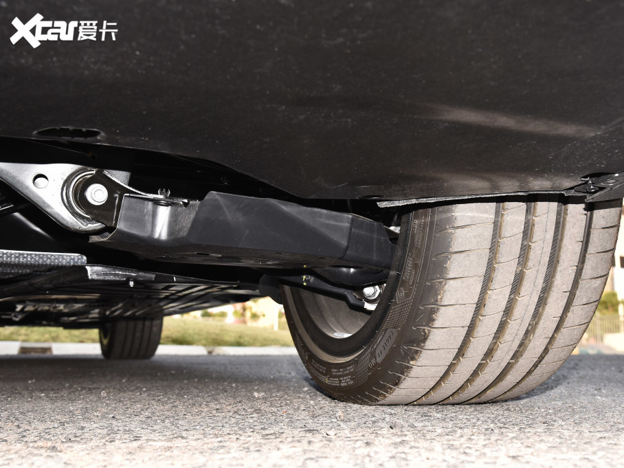 2023YC C 260 L \Ӱ