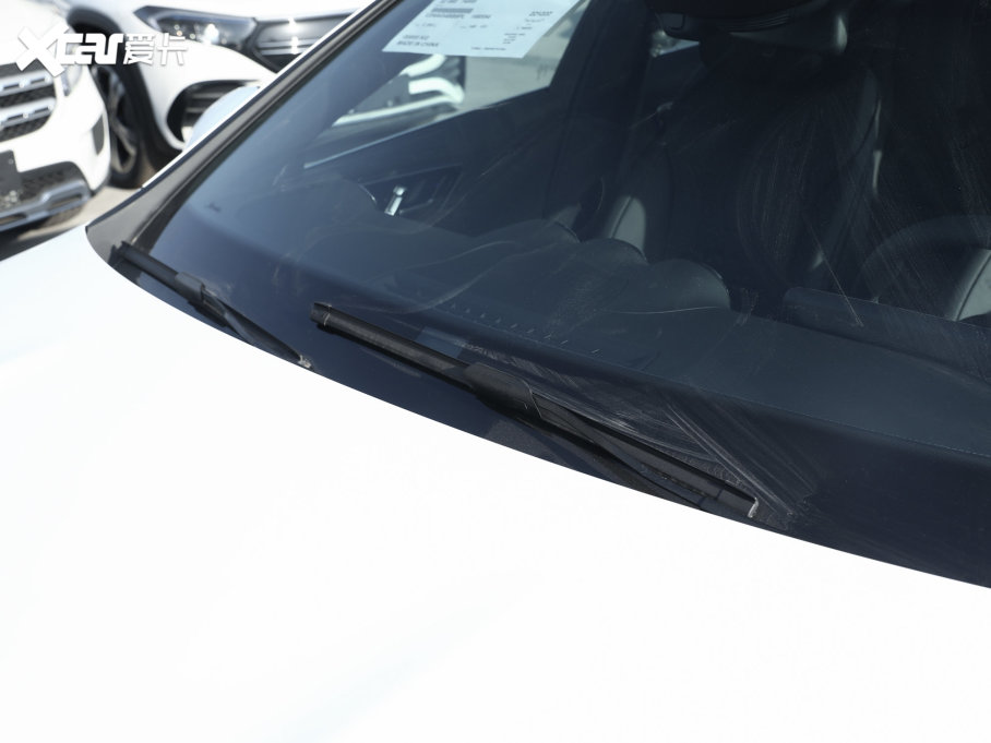 2023��YC��(j��) C 200 L �\(y��n)��(d��ng)��