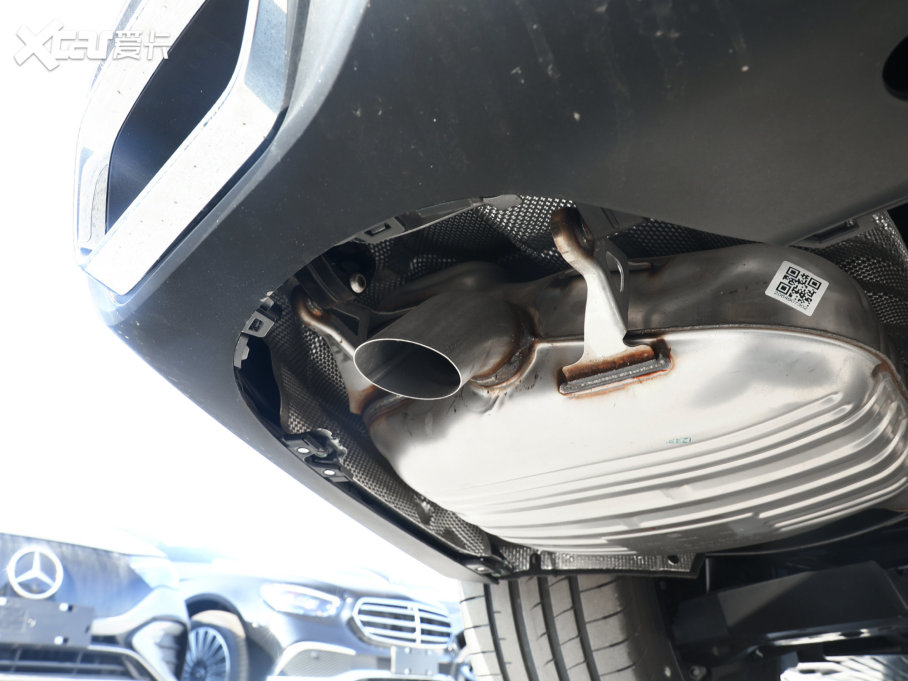 2023��YC�� C 200 L �\�Ӱ�