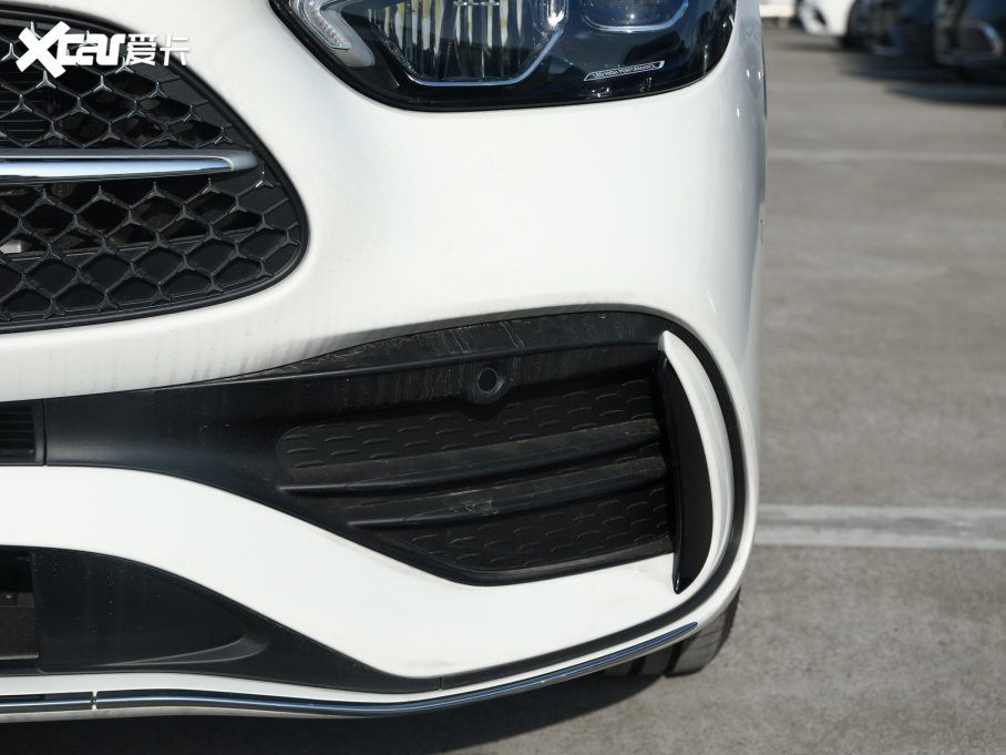 2023��YC�� C 200 L �\�Ӱ�