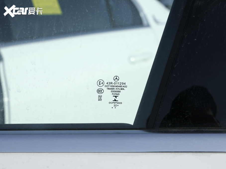 2023��YC�� C 200 L �\�Ӱ�