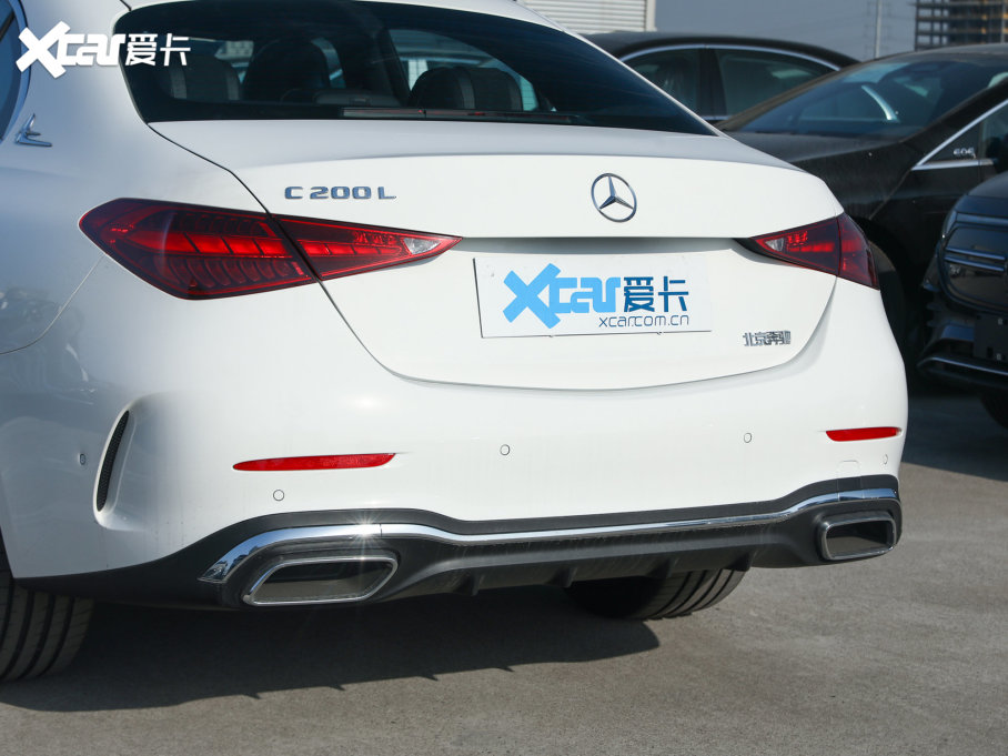 2023��YC�� C 200 L �\�Ӱ�