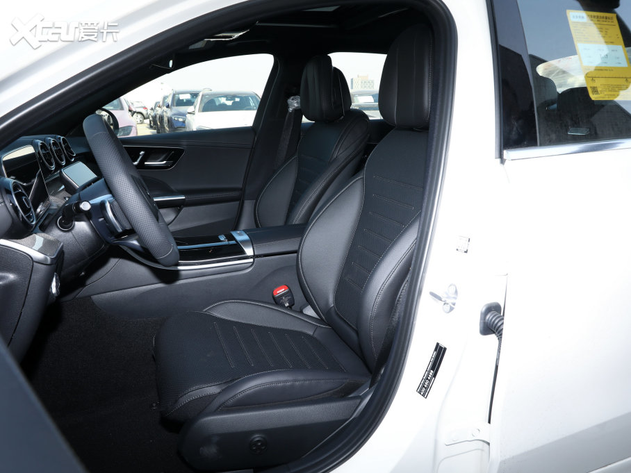 2023YC C 200 L \Ӱ