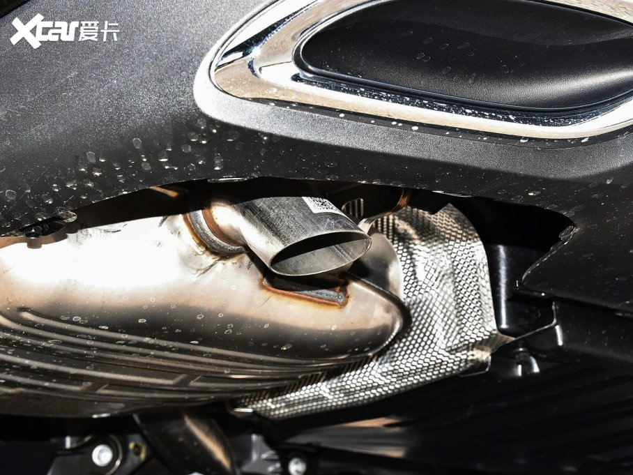 2023YC Ŀ C 260 L