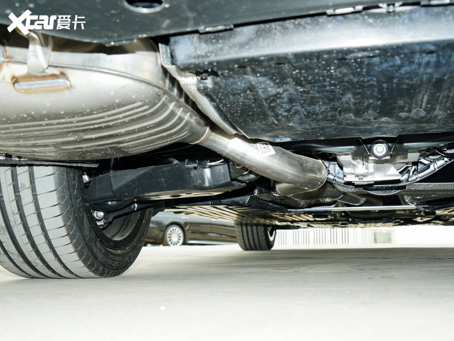 2023YC Ŀ C 260 L