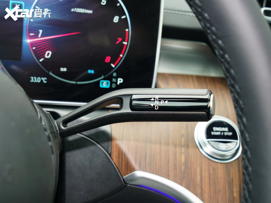 2023YC Ŀ C 260 L