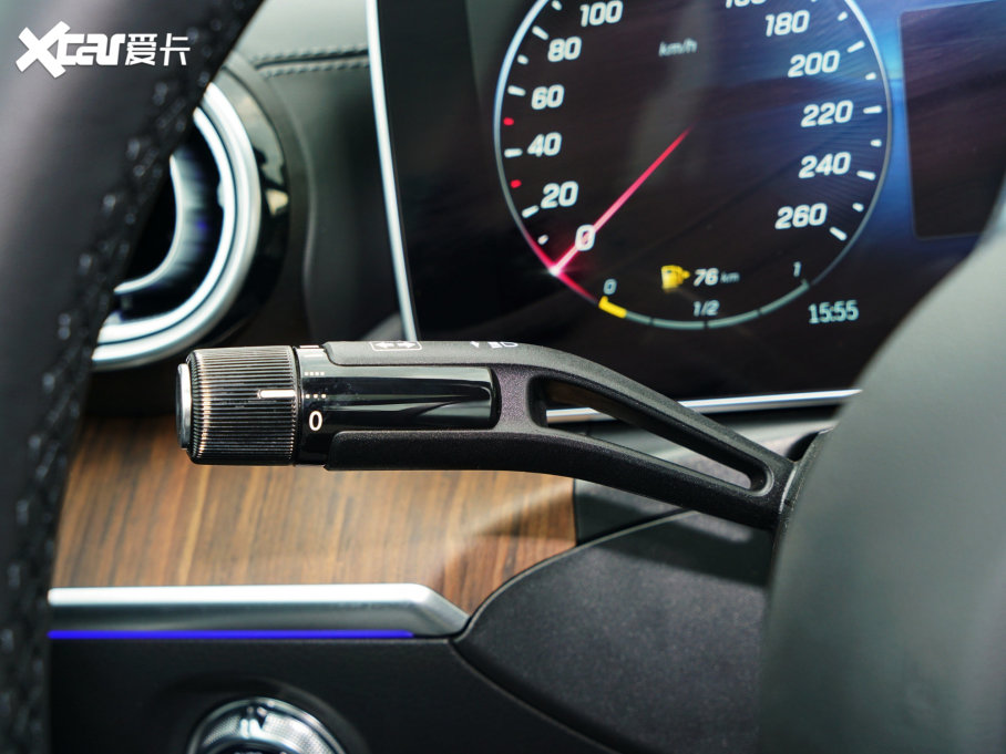 2023YC Ŀ C 260 L