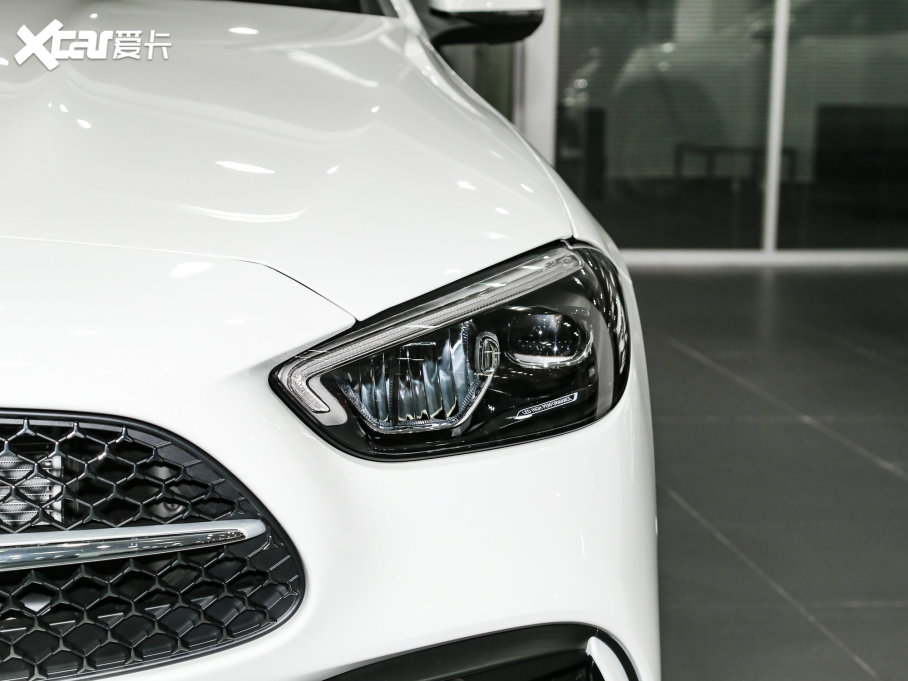 2023YC C 260 L \Ӱ 4MATIC