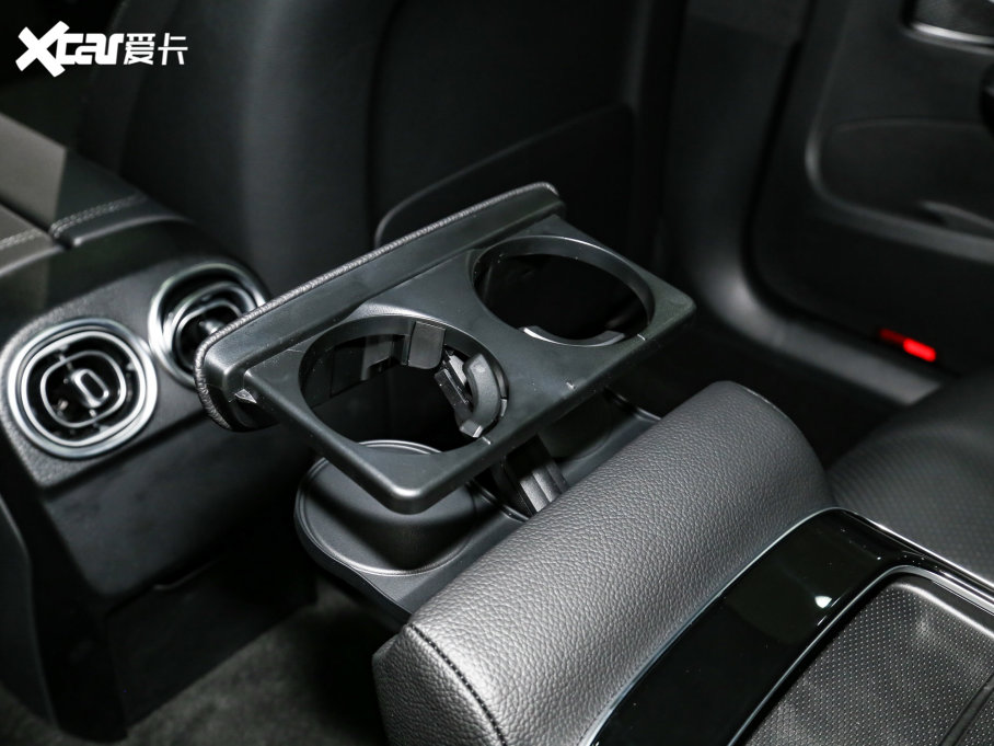 2023YC C 260 L \Ӱ 4MATIC