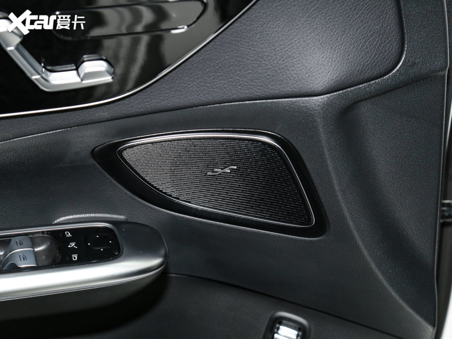 2023YC C 260 L \Ӱ 4MATIC