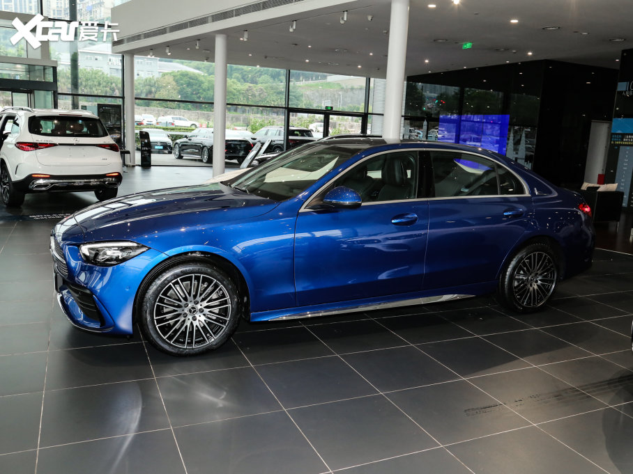 2023YC Ŀ C 260 L \Ӱ