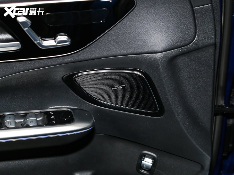 2023YC Ŀ C 260 L \Ӱ