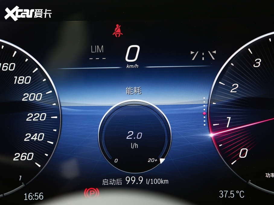 2023YC Ŀ C 200 L \Ӱ