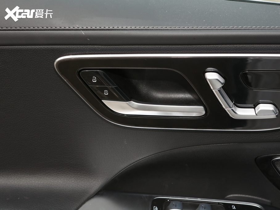 2023YC Ŀ C 200 L \Ӱ