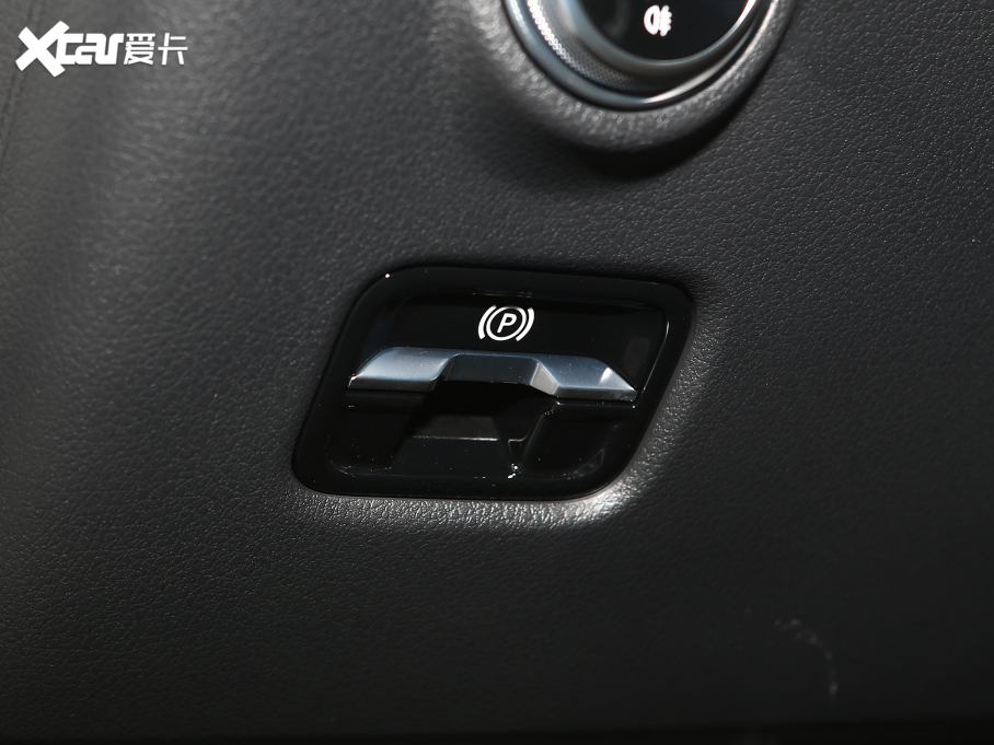 2023YC Ŀ C 260 L \Ӱ